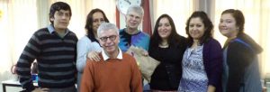 Los profesores de diferentes áreas como lenguaje, matemáticas, música e historia, participan semanalmente de las clases. Fotografía: El Acertijo.