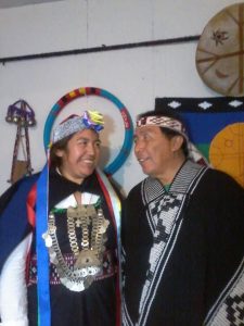 Longko Wenceslao Coilla y su esposa Carmen Zapata. Fuente: Archivo propio de Carmen Zapata